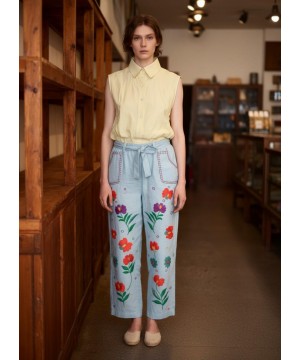 Çiçek Nakışlı Kot Pantolon